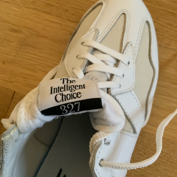 White New Balance Women's 327 | - Picture 12 of 13